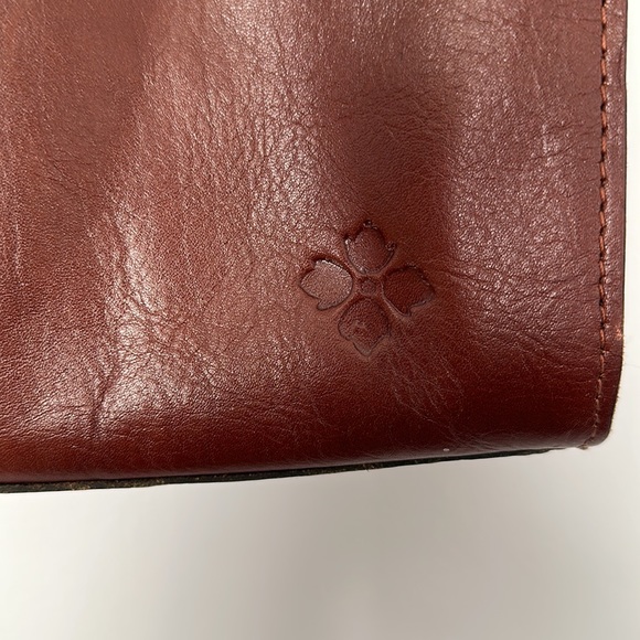 NWT Truly stunning Patricia Nash cutout Adeline Purse, dust bag & strap ALL NEW - Picture 11 of 12